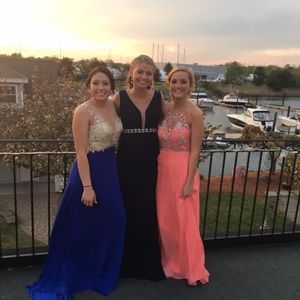 Beautiful peachy/pink Prom Dress